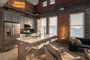 BUBBLES FANTASY SUITE Explore OTR and Rhinegeist